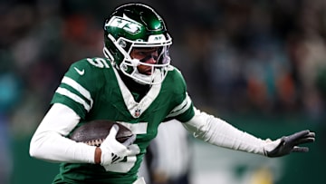 Miami Dolphins v New York Jets