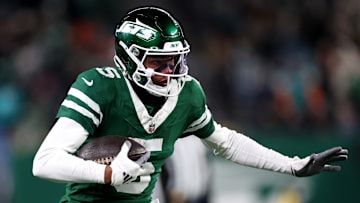 Miami Dolphins v New York Jets