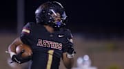 El Dorado's Ryan Estrada (1) runs the ball and makes a touchdown during a football game against Montwood on Friday, Sept. 13, 2024, at the Socorro ISD Student Activities Complex II in El Paso.