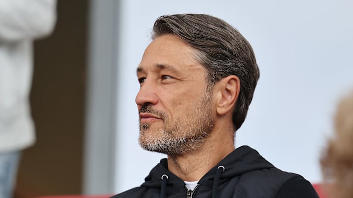 Niko Kovac hat seinen Vertrag in Dortmund verlängert Niko Kovac hat seinen Vertrag in Dortmund verlängert