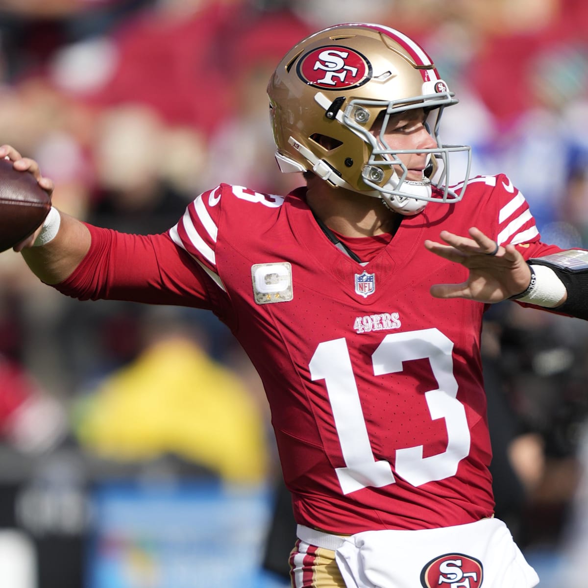 49ers QB Brock Purdy's Shoulder Injury is Concerning