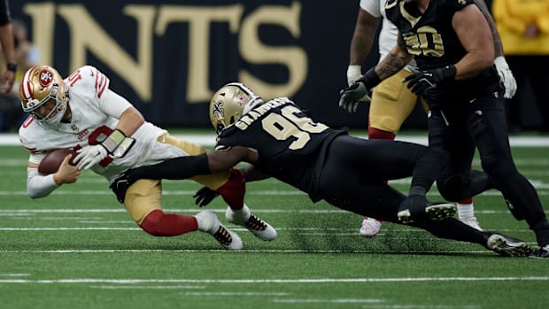 New Orleans Saints defensive end Carl Granderso