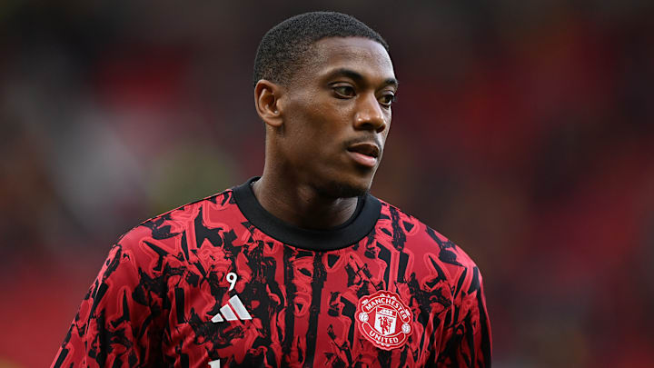 Manchester United v Wolverhampton Wanderers - Premier League