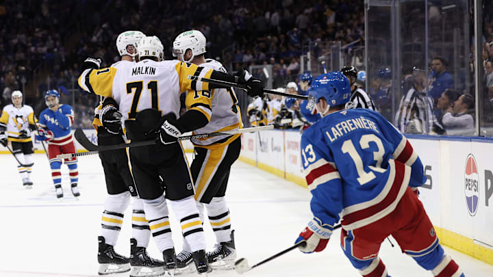 Pittsburgh Penguins v New York Rangers