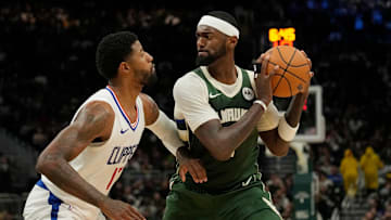 Los Angeles Clippers v Milwaukee Bucks