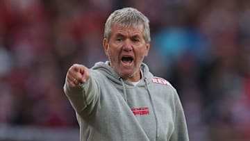 Friedhelm Funkel will mit dem Effzeh den direkten Aufstieg klarmachen