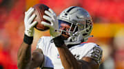 Nov 29, 2024; Kansas City, Missouri, USA; Las Vegas Raiders tight end Justin Shorter (88) warms up prior to a game against the Kansas City Chiefs at GEHA Field at Arrowhead Stadium. Mandatory Credit: Jay Biggerstaff-Imagn Images