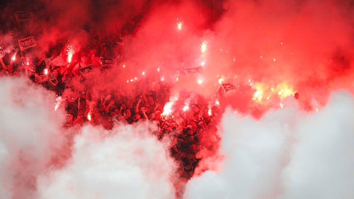 Timão tem maior déficit mensal de todos os tempos em novembro de 2025 Timão tem maior déficit mensal de todos os tempos em novembro de 2025