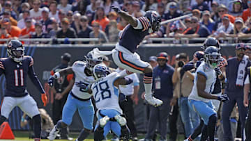 D'Andre Swift's hurdle led to a 20-yard run, and had two-thirds of the rushing yards he had on the day on this play.