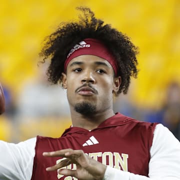 Florida Sate quarterback Thomas Castellanos (1)
