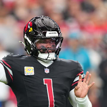 Oct 5, 2025; Glendale, Arizona, USA; Arizona Cardinals quarterback Kyler Murray (1) makes a throw against the Tennessee Titans during the fourth quarter at State Farm Stadium. Mandatory Credit: Joe Camporeale-Imagn Images