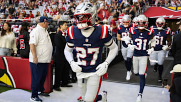 Dec 15, 2024; Glendale, Arizona, USA; New England Patriots cornerback Marcellas Dial Jr. (27) against the Arizona Cardinals at State Farm Stadium.