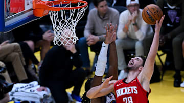 The Houston Rockets had a tough night against the Warriors