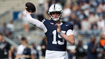 Penn State Nittany Lions quarterback Drew Allar (15)