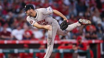 Houston Astros v Los Angeles Angels