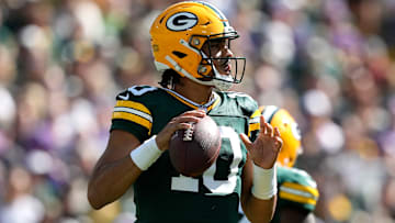 Minnesota Vikings v Green Bay Packers