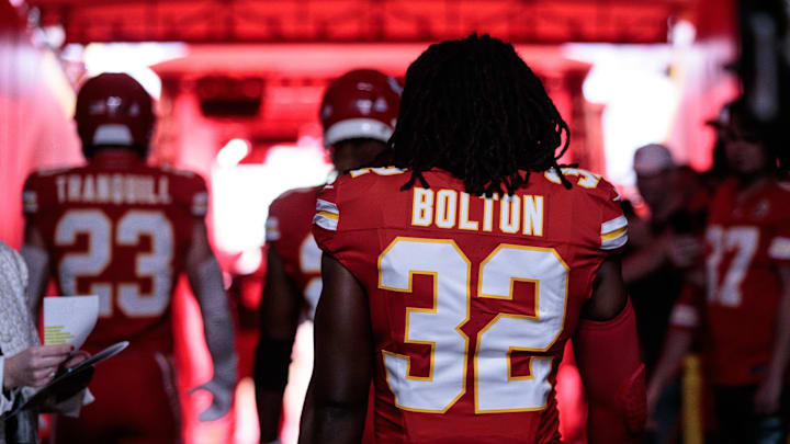 Oct 12, 2023; Kansas City, Missouri, USA; Kansas City Chiefs linebacker Nick Bolton (32) enters the field prior to the game against the Denver Broncos at GEHA Field at Arrowhead Stadium. Mandatory Credit: William Purnell-Imagn Images Oct 12, 2023; Kansas City, Missouri, USA; Kansas City Chiefs linebacker Nick Bolton (32) enters the field prior to the game against the Denver Broncos at GEHA Field at Arrowhead Stadium. Mandatory Credit: William Purnell-Imagn Images