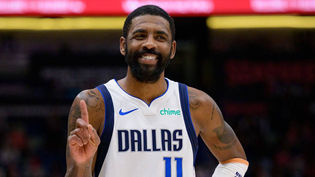 Jan 29, 2025; New Orleans, Louisiana, USA; Dallas Mavericks guard Kyrie Irving (11) reacts to fan during the second half against the New Orleans Pelicans at Smoothie King Center. Mandatory Credit: Matthew Hinton-Imagn Images Jan 29, 2025; New Orleans, Louisiana, USA; Dallas Mavericks guard Kyrie Irving (11) reacts to fan during the second half against the New Orleans Pelicans at Smoothie King Center. Mandatory Credit: Matthew Hinton-Imagn Images