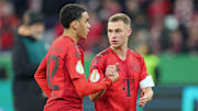 Jamal Musiala mit Joshua Kimmich