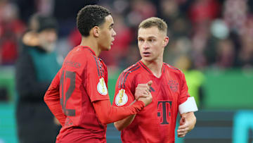 Jamal Musiala mit Joshua Kimmich