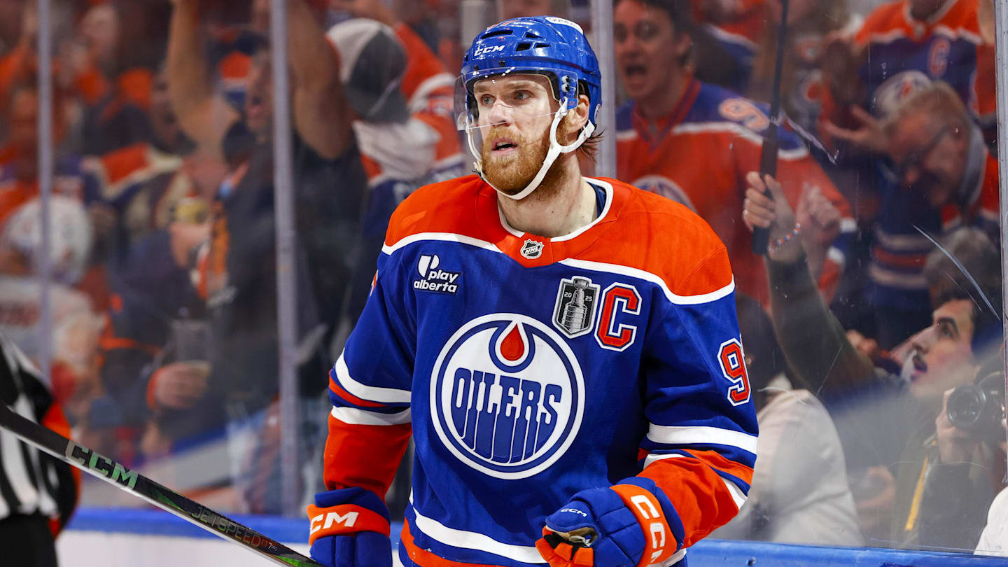 Oilers, McDavid Contract Negotiations Continue Amid Western Conference Uncertainty