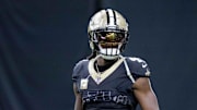 Nov 10, 2024; New Orleans, Louisiana, USA; New Orleans Saints running back Alvin Kamara (41) warms up before a game against the Atlanta Falcons at Caesars Superdome. Mandatory Credit: Matthew Hinton-Imagn Images