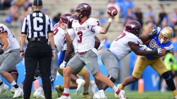 North Carolina Central Eagles quarterback Walker Harris