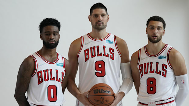  Coby White, Nikola Vucevic, Zach LaVine