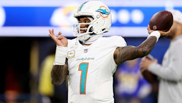 Miami Dolphins v Los Angeles Rams