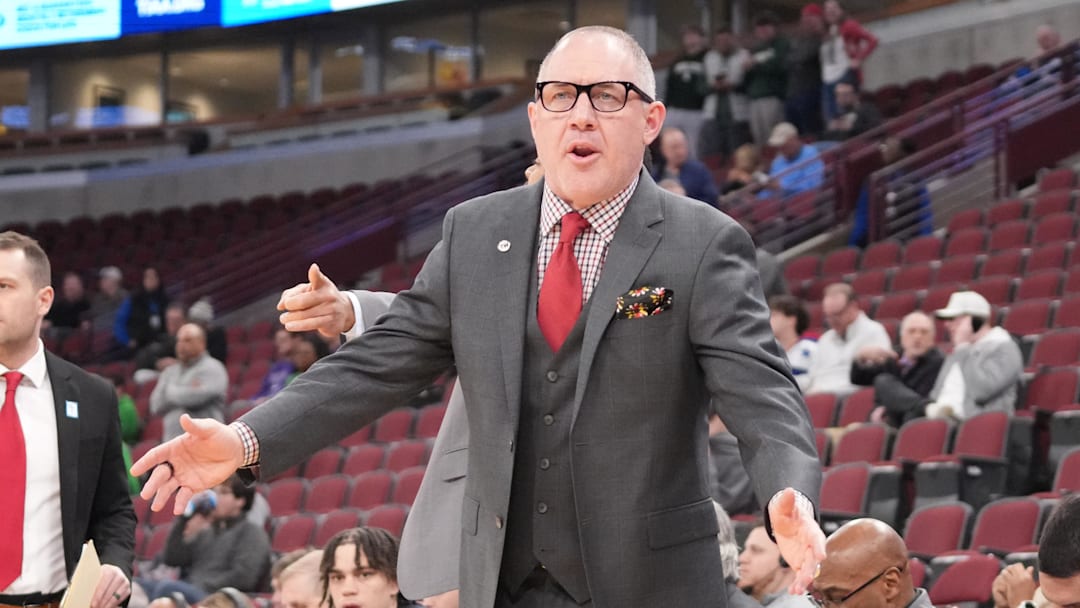 Maryland Terrapins head coach Buzz Williams during the first half against the Oregon Ducks at United Center.