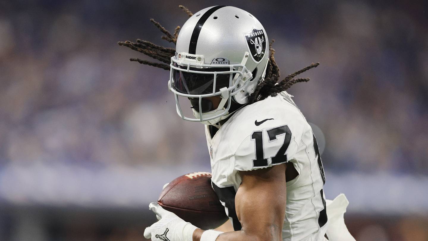 Should Davante Adams ask for a raise in wake of Justin Jefferson contract? - Vimarsana News
