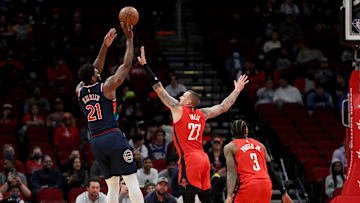 Joel Embiid sigue inspirado en los 76ers