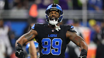Za'Darius Smith (99)