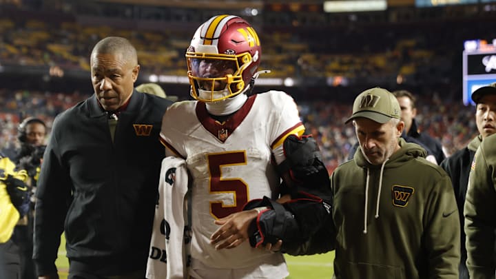 Jayden Daniels suffered a scary elbow injury in Week 9 against the Seahawks. 