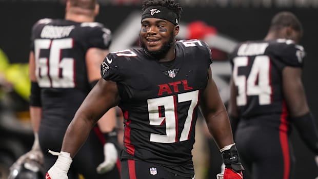 Grady Jarrett fits the Bears' scheme as a three-technique in a rotation stopping the run and rushing the passer. Grady Jarrett fits the Bears' scheme as a three-technique in a rotation stopping the run and rushing the passer.