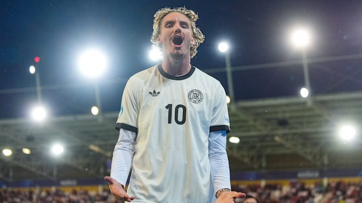 Nick Woltemade est le meilleur buteur de la compétition. Nick Woltemade est le meilleur buteur de la compétition.