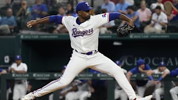 Sep 19, 2024; Arlington, Texas, USA; Texas Rangers pitcher Kumar Rocker (80) throws to the plate during the first inning against the Toronto Blue Jays at Globe Life Field. Raymond Carlin III-Imagn Images