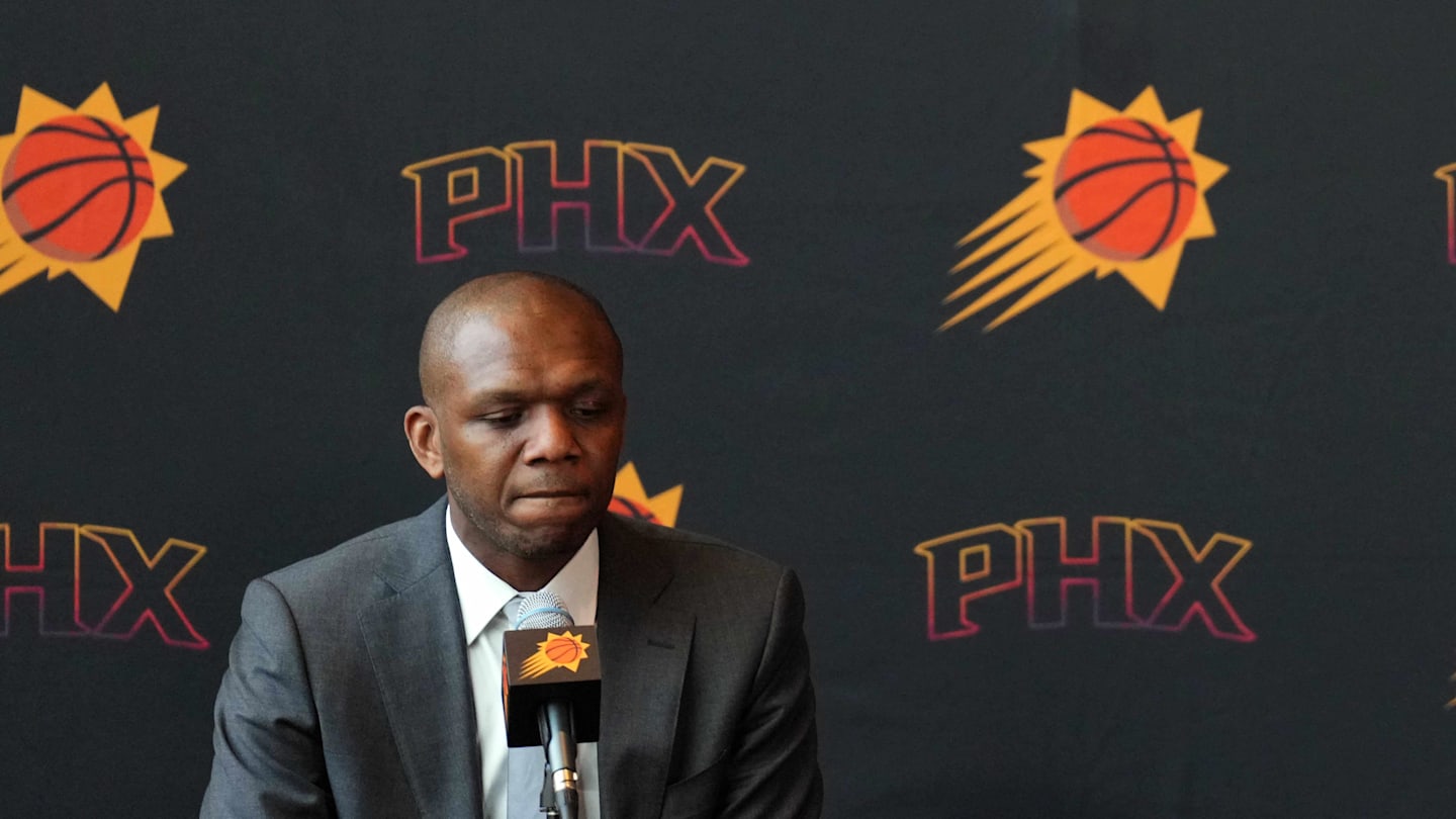 Basketball World Reacts To Phoenix Suns-Utah Jazz NBA Trade