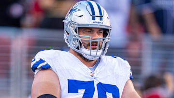Former Dallas Cowboys guard Zack Martin (70) warms up before the game against the San Francisco 49ers at Levi's Stadium.