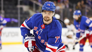 Boston Bruins v New York Rangers