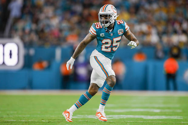 Dallas Cowboys work out former All-Pro defensive back, will they make move?