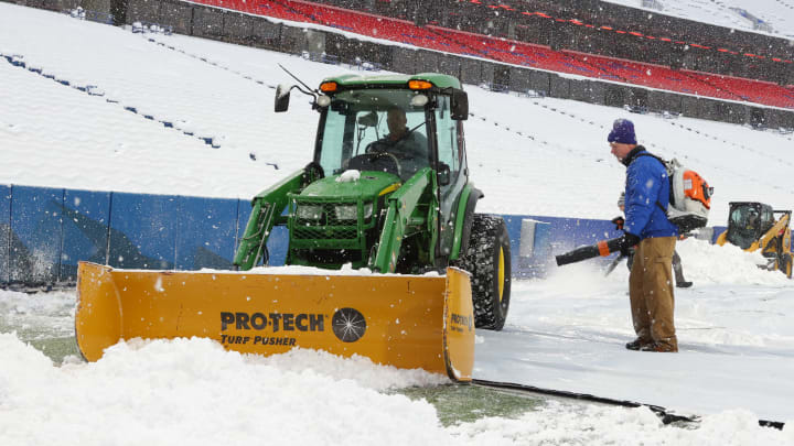 Buffalo Bills-Pittsburgh Steelers Wild Card clash pushed back due to snowstorm
