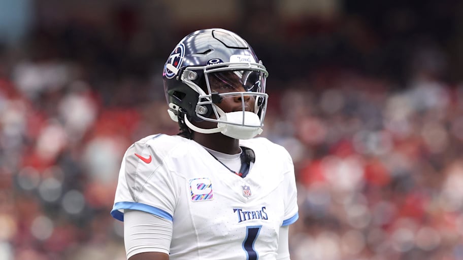 Titans quarterback Cam Ward