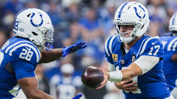 Daniel Jones and Jonathan Taylor have had a prolific season, lifting the Colts to 5–1.