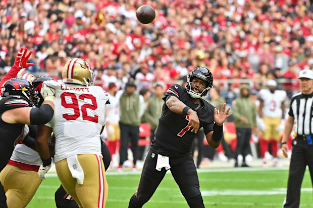 Nov 16, 2025; Glendale, Arizona, USA; Arizona Cardinals quarterback Jacoby Brissett (7) throws the ball in the first half aga