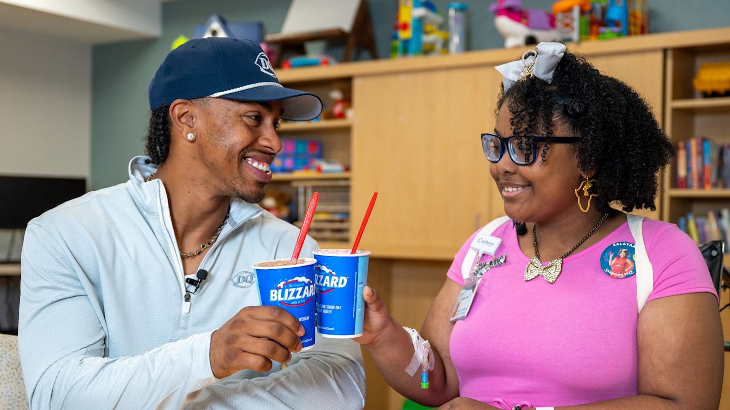 Francisco Lindor Supports Children #39 s Hospitals on Miracle Treat Day at DQ