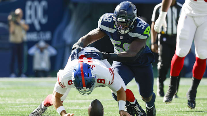 Seattle Seahawks Midseason Report Card: How Have Derick Hall, EDGEs  Performed?
