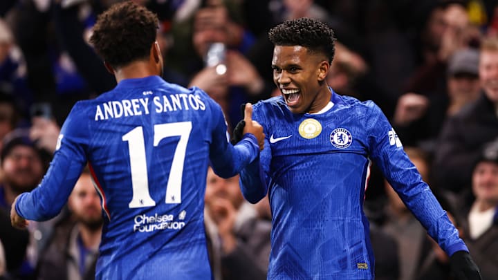 Andrey Santos e Estêvão já defenderam a Seleção Brasileira recentemente