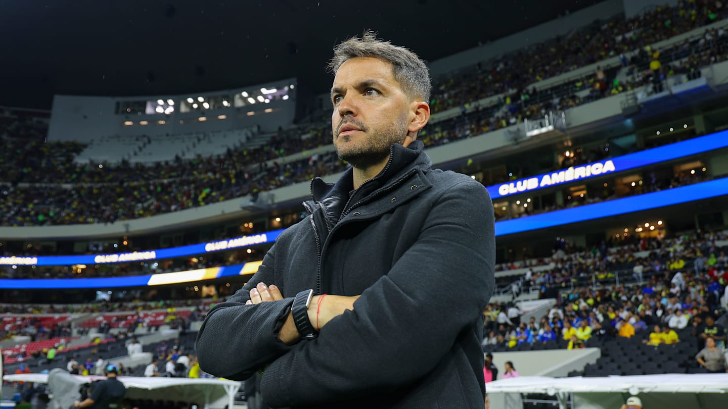 Cruz Azul despide a Nicolás Larcamón; Joel Huiqui asume como técnico interino