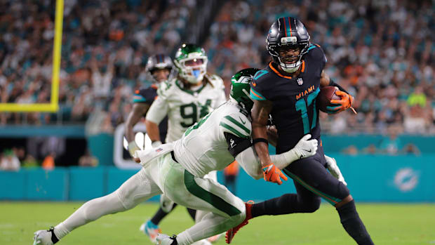 New York Jets safety Andre Cisc